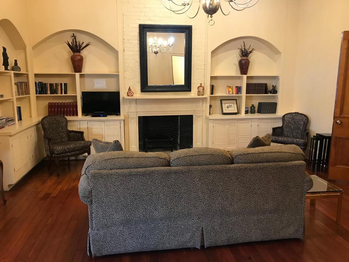 The Courtyards Apartment New Orleans Bagian luar foto